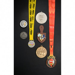 MEDAL AND CLIPBOARD